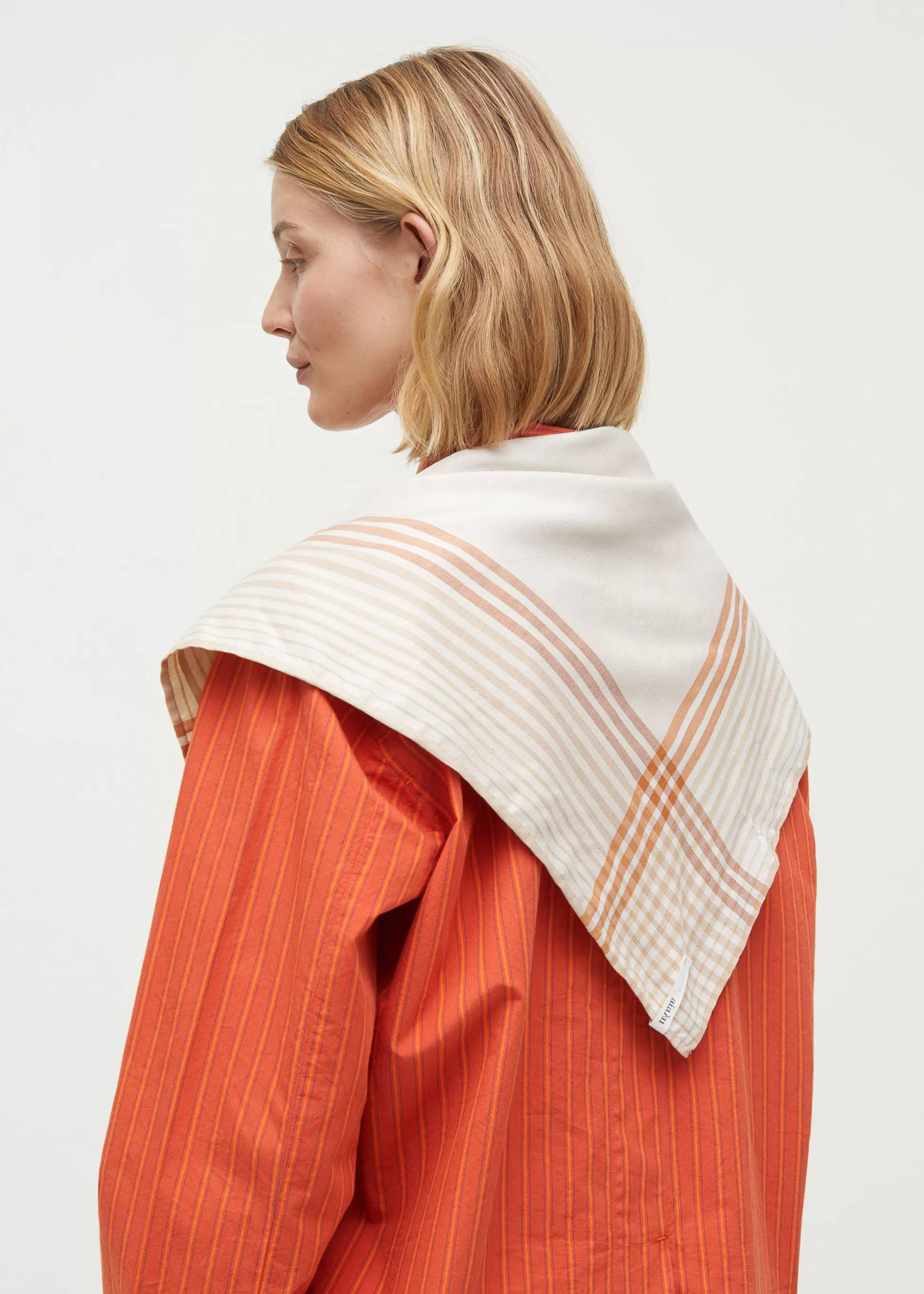 aiayu Tørklæder<Electra silk scarf Mix Burnt Orange
