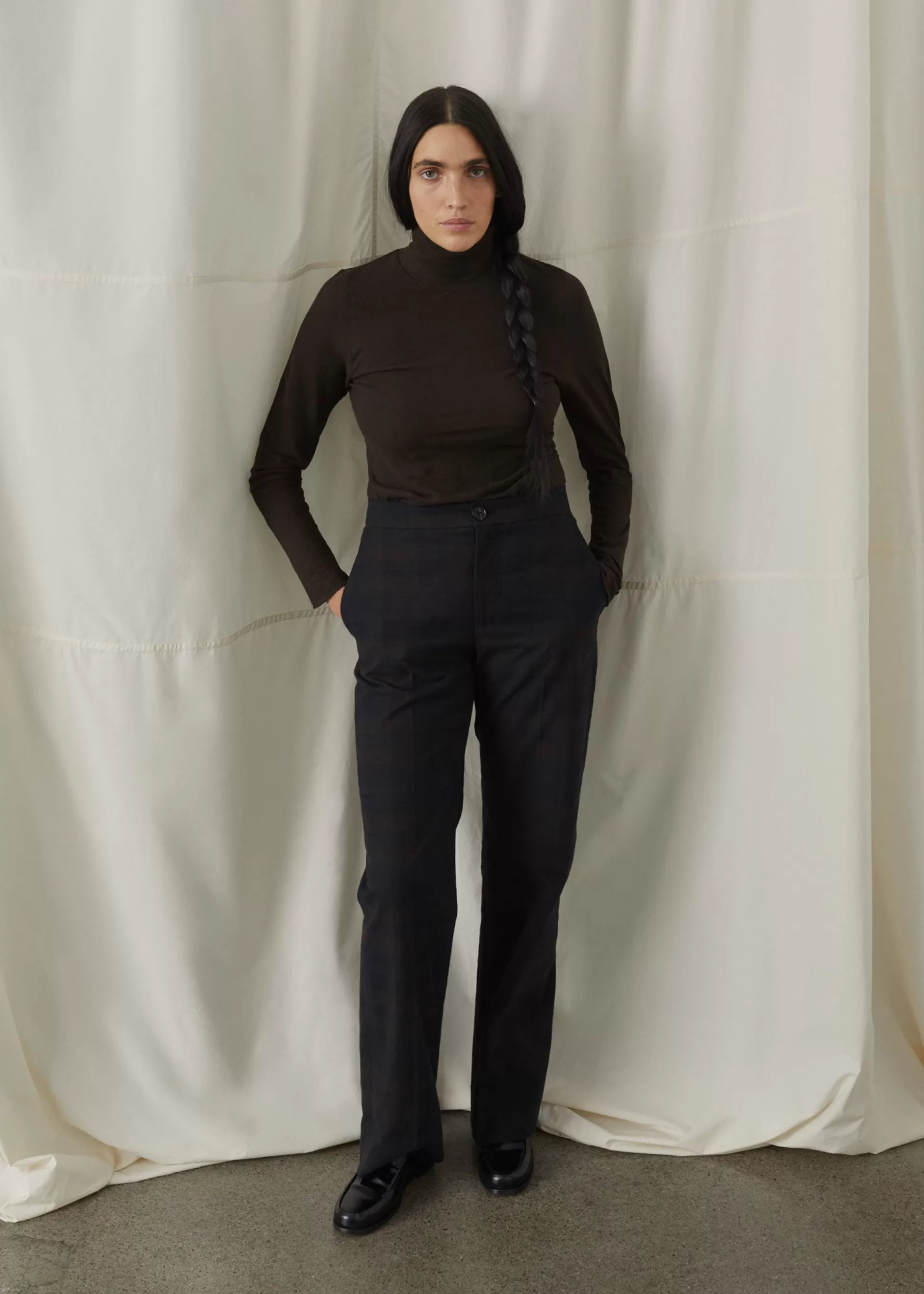aiayu Bluser<Gentle cashmere turtleneck Dark Brown