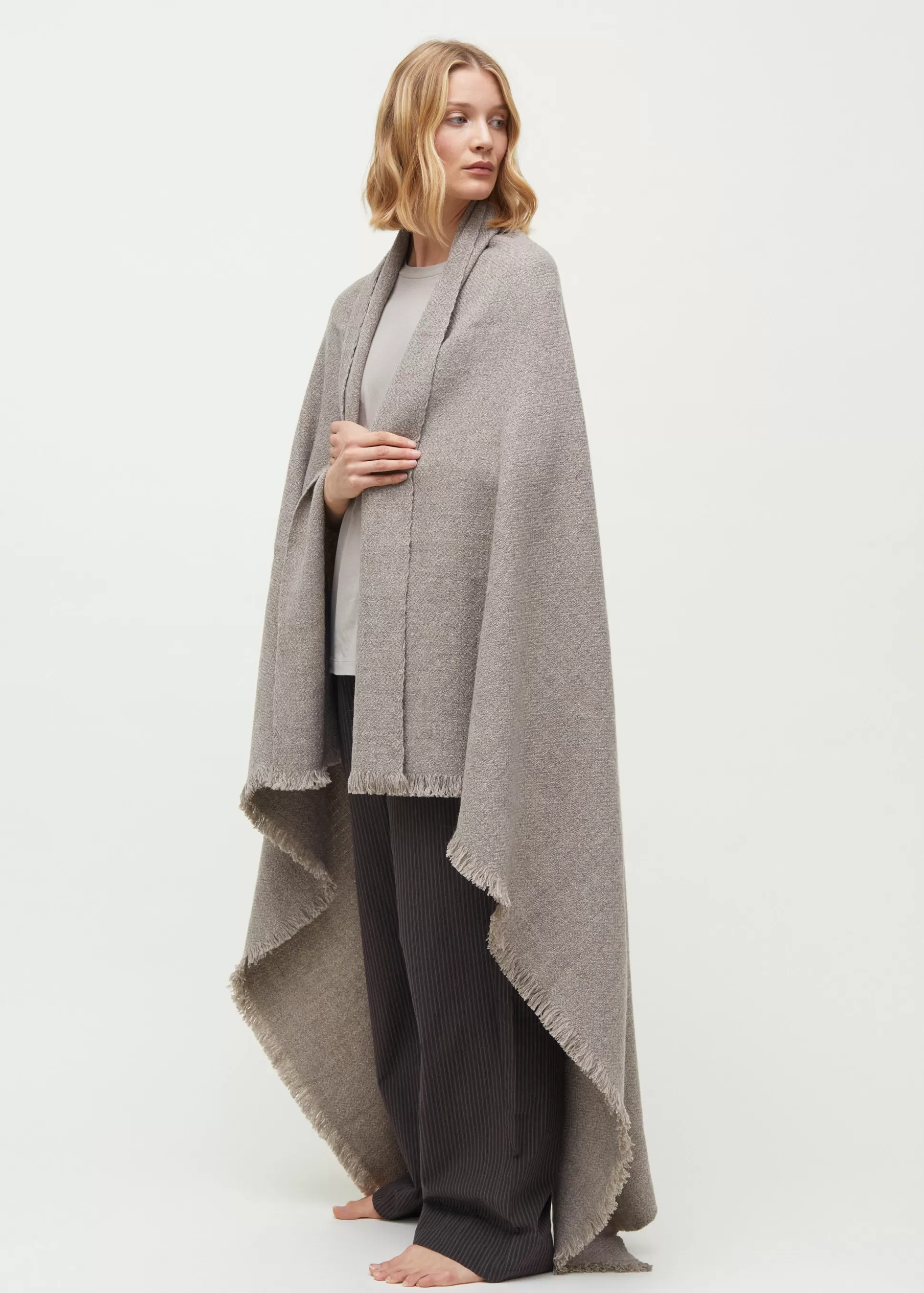 aiayu Plaider<Haya wool throw - 150x180 Pure Soil