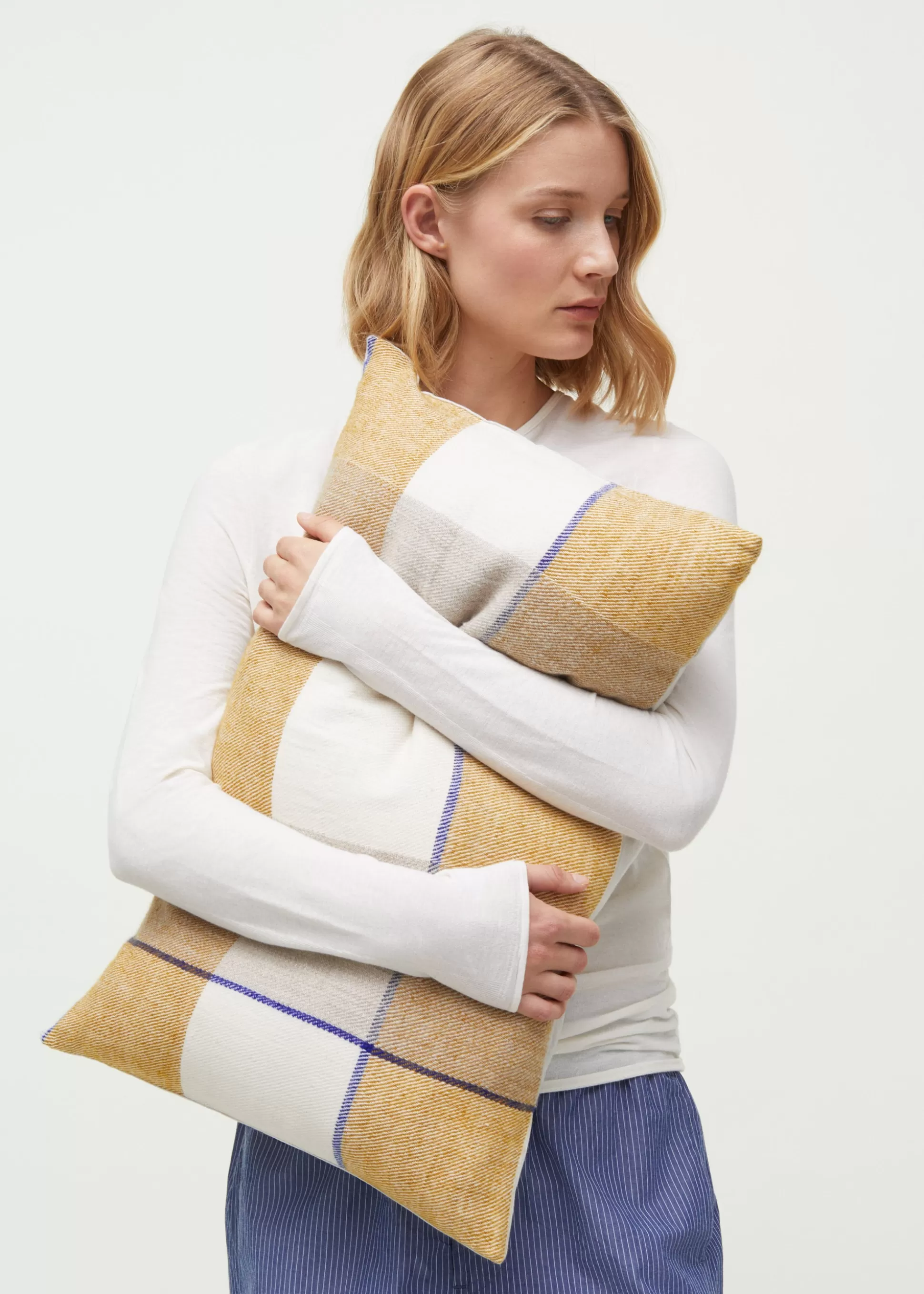 aiayu Puder< Neci cashmere pillow - 40x60