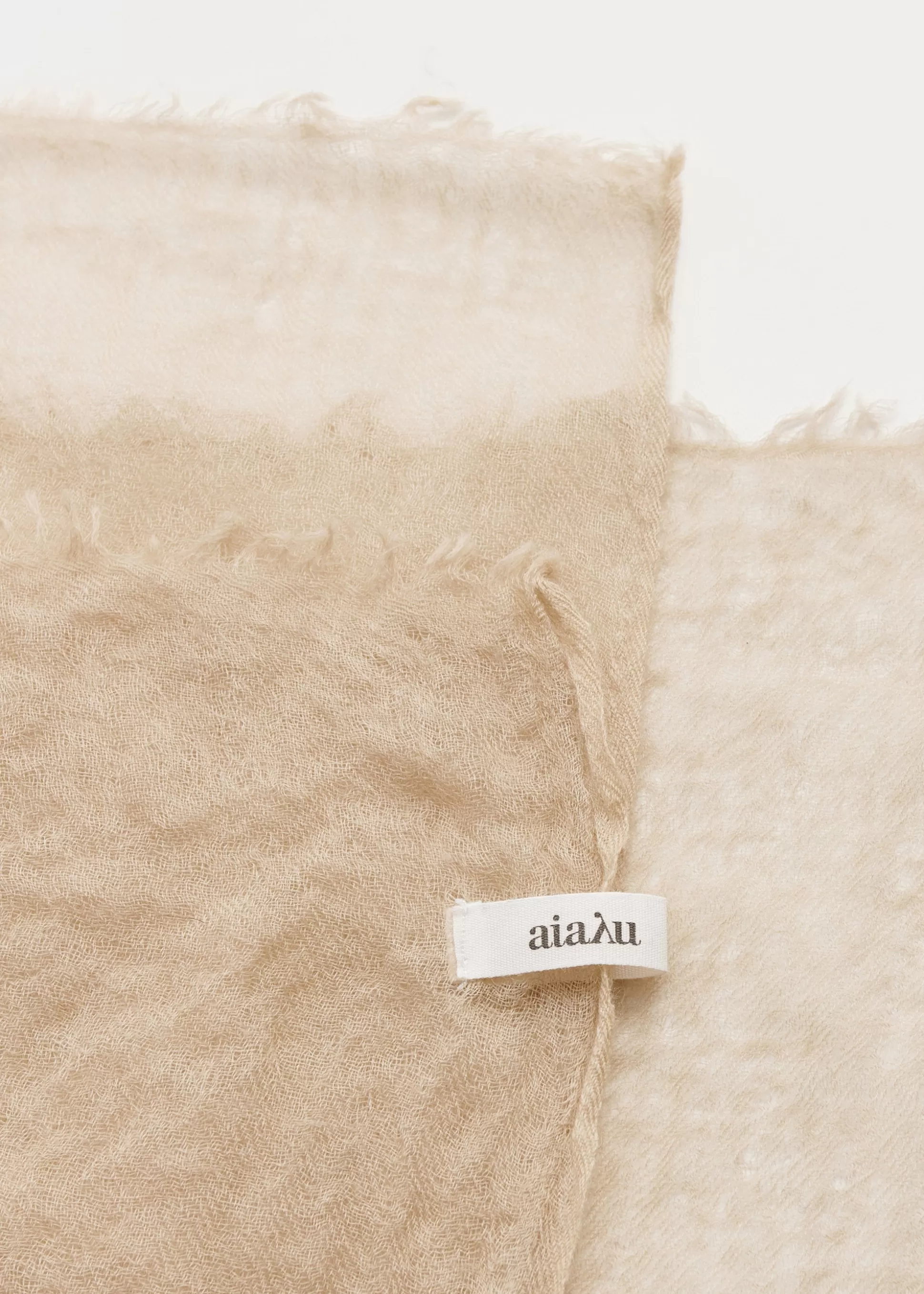 aiayu Tørklæder<Poon scarf - pure cashmere Macchiato