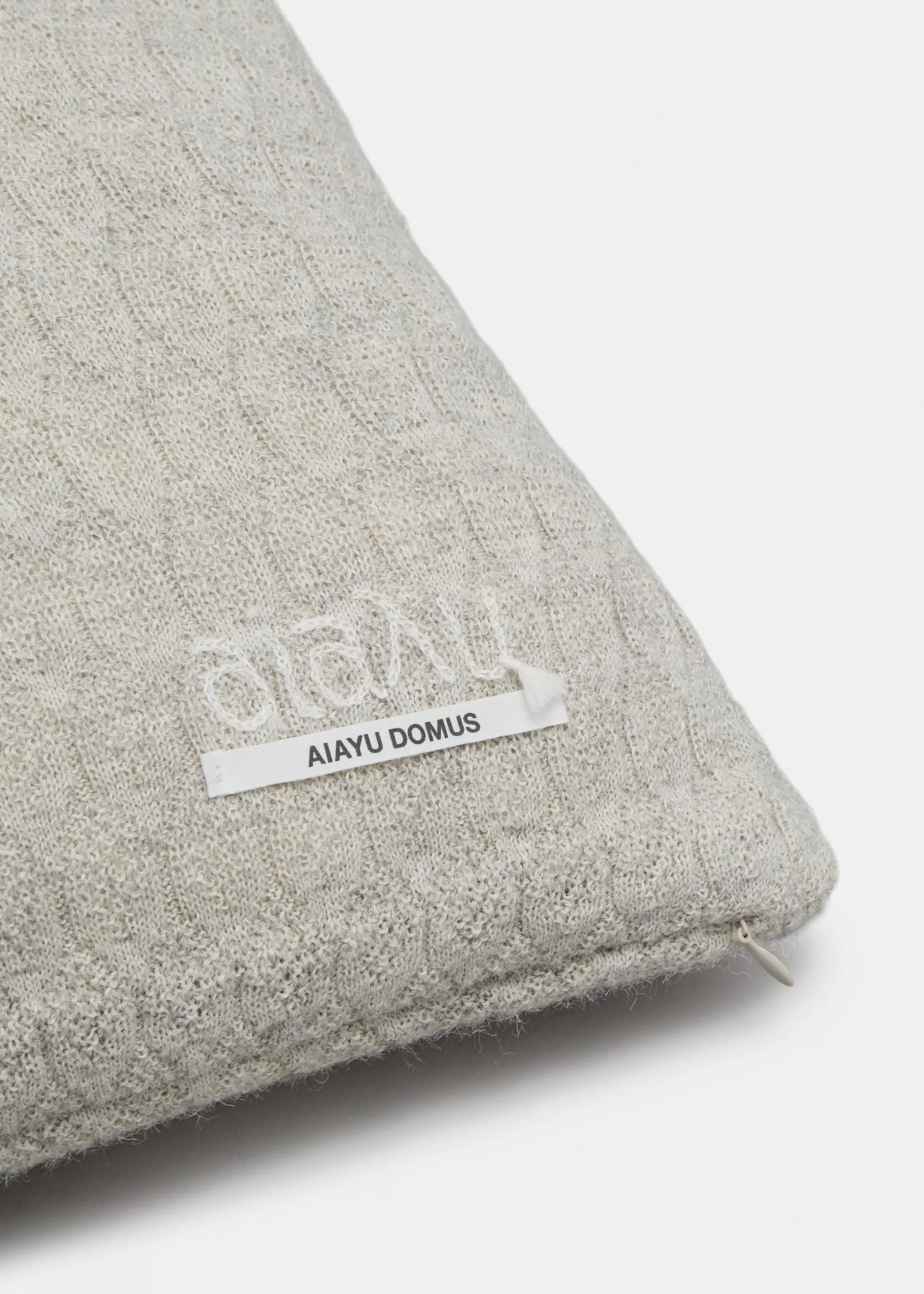aiayu Puder<Raul llama wool pillow - 50x50 Pure Bliss