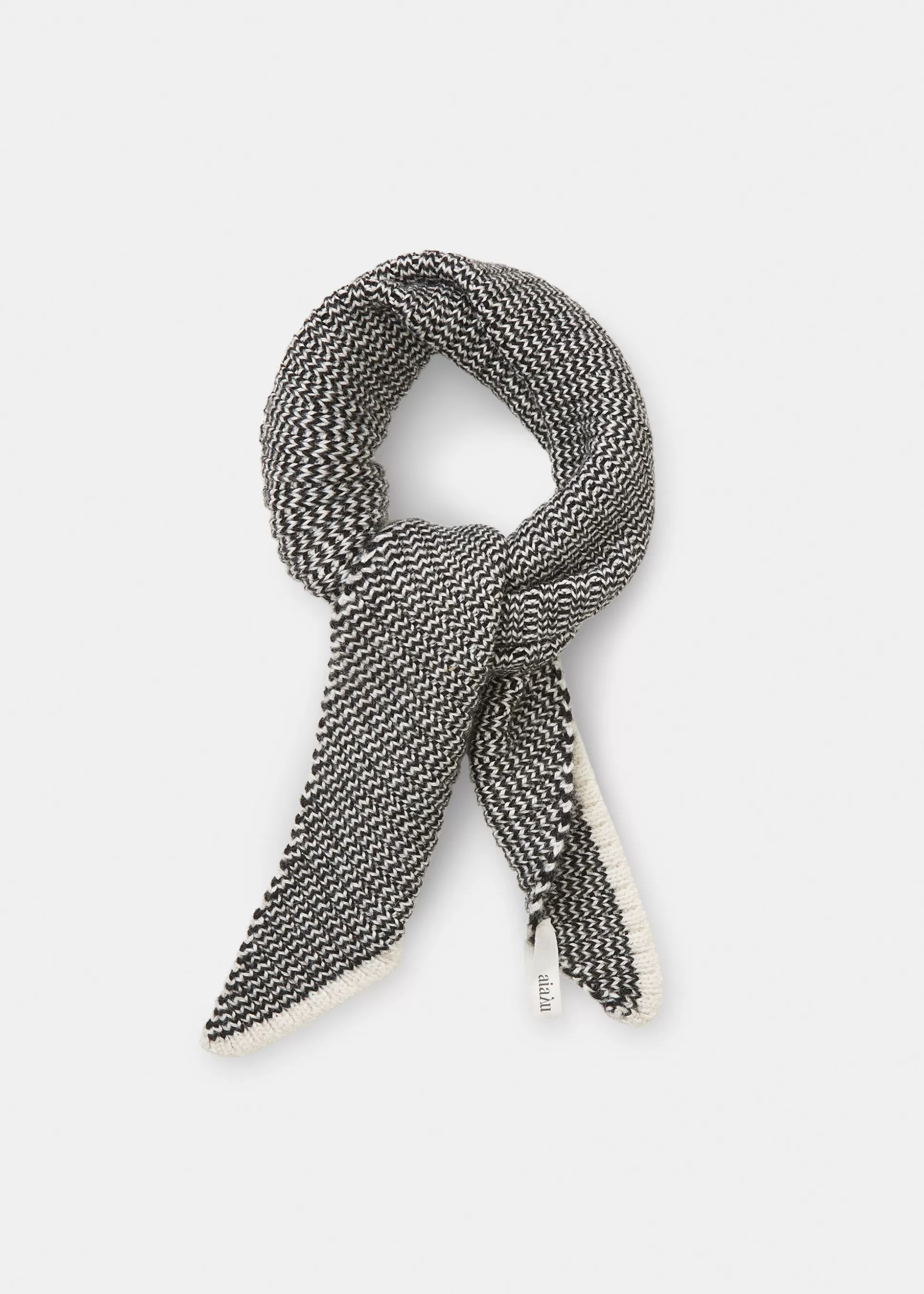 aiayu Tørklæder<Tony llama wool scarf Mix Black